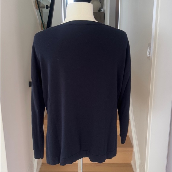 Weekend MaxMara Navy and White Patterned Sweater S/M - Picture 3 of 3